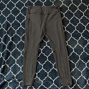 Black and white striped leggings